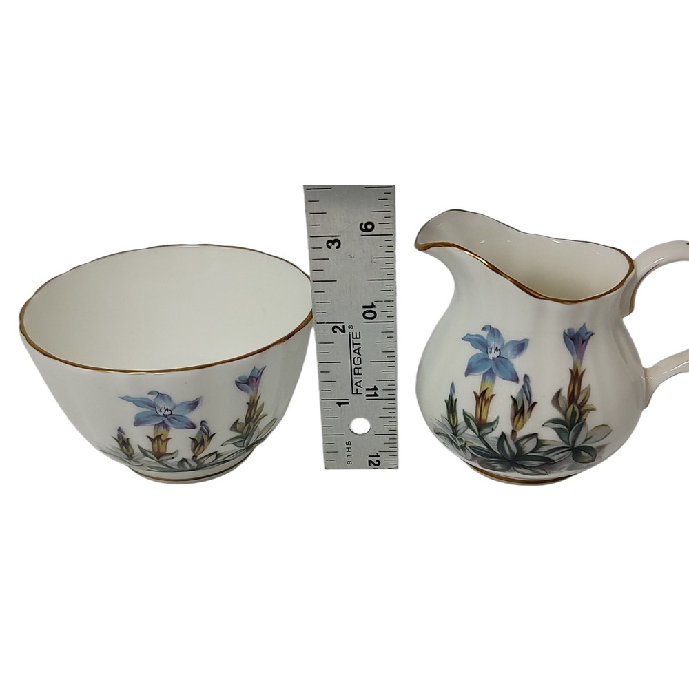 Royal Worcester China Cream Sugar Set Ribbed Floral England 1970s Two Pieces - Picture 12 of 12